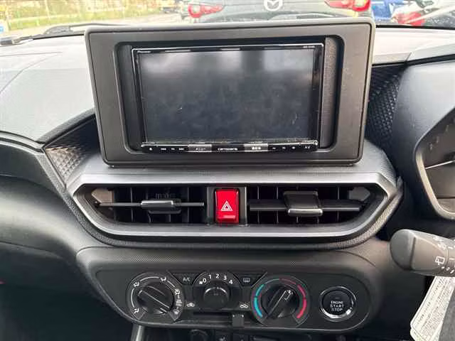 DAIHATSU ROCKY