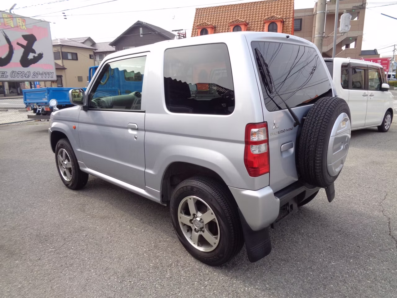 MITSUBISHI PAJERO MINI