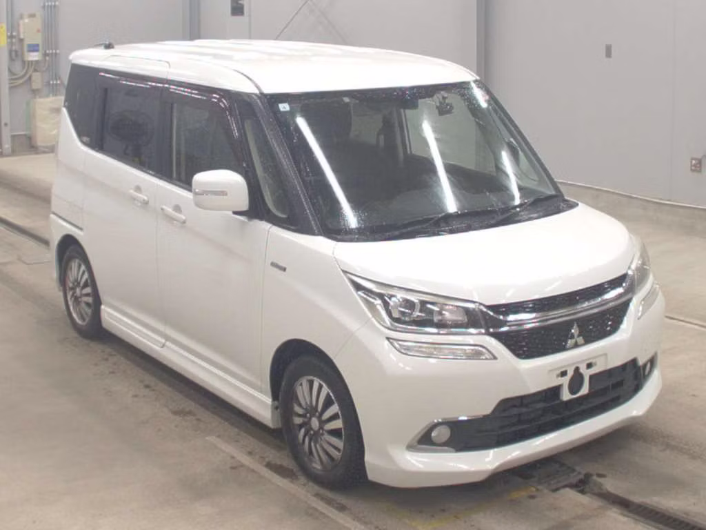 MITSUBISHI DELICA D:2