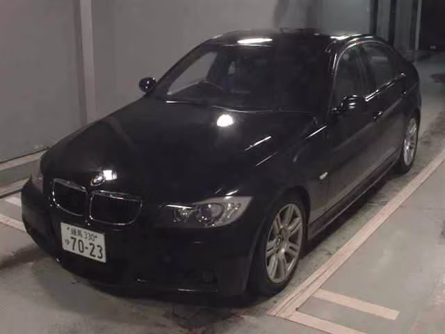 BMW 3-SERIES