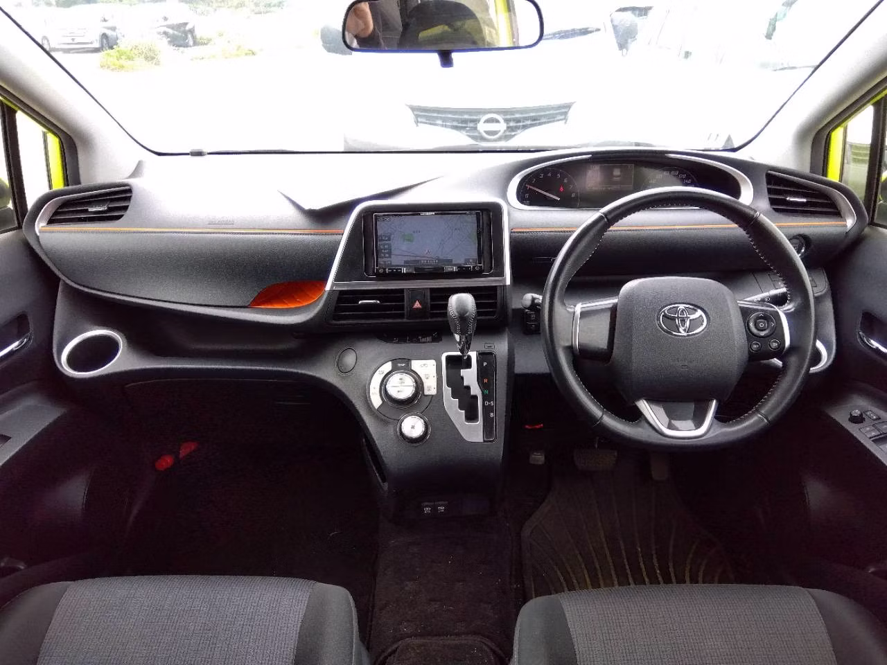TOYOTA SIENTA