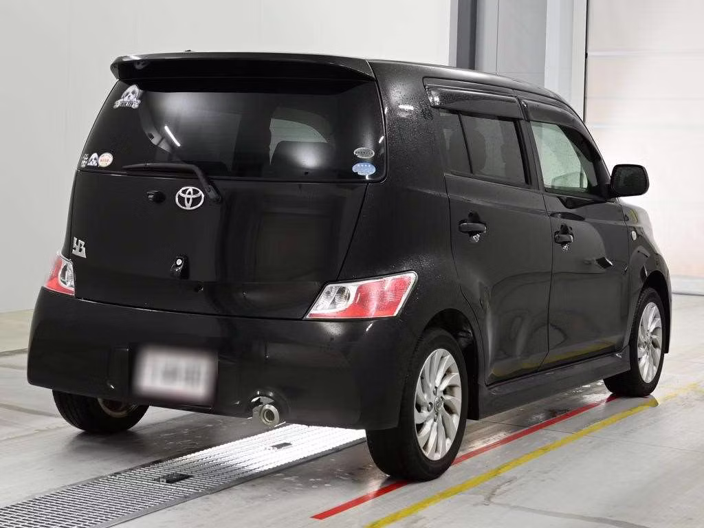 TOYOTA BB