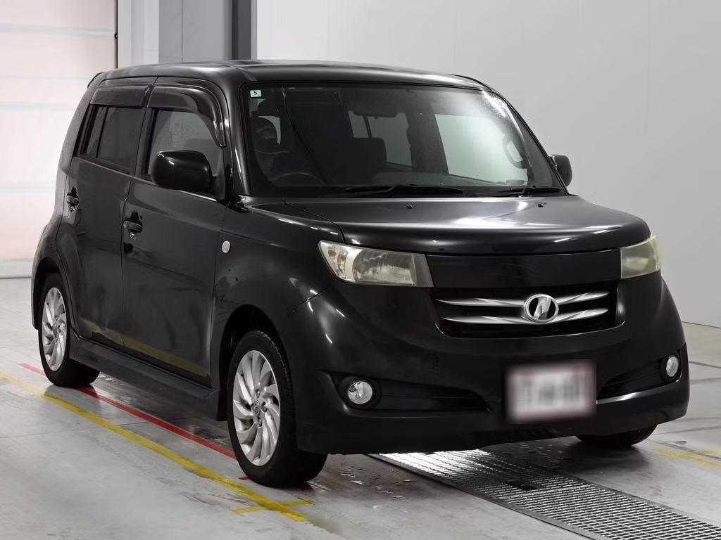 TOYOTA BB