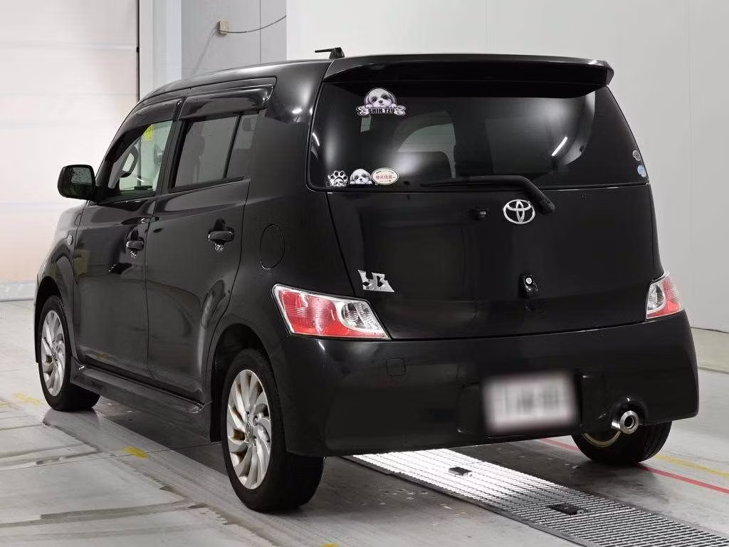 TOYOTA BB