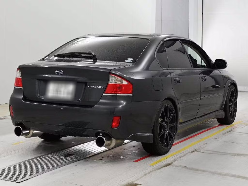 SUBARU LEGACY B4