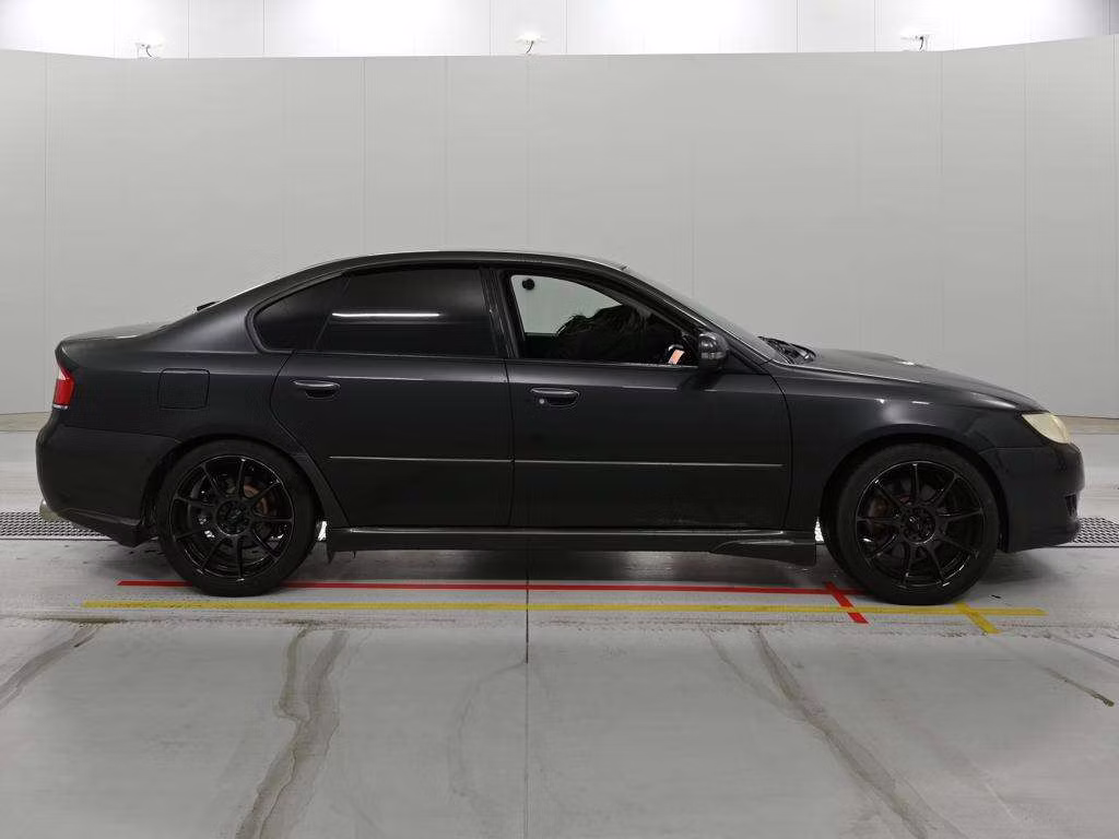 SUBARU LEGACY B4