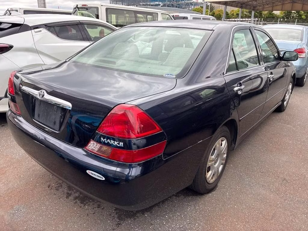 TOYOTA MARK II
