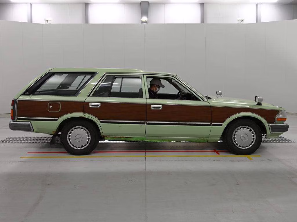 NISSAN CEDRIC