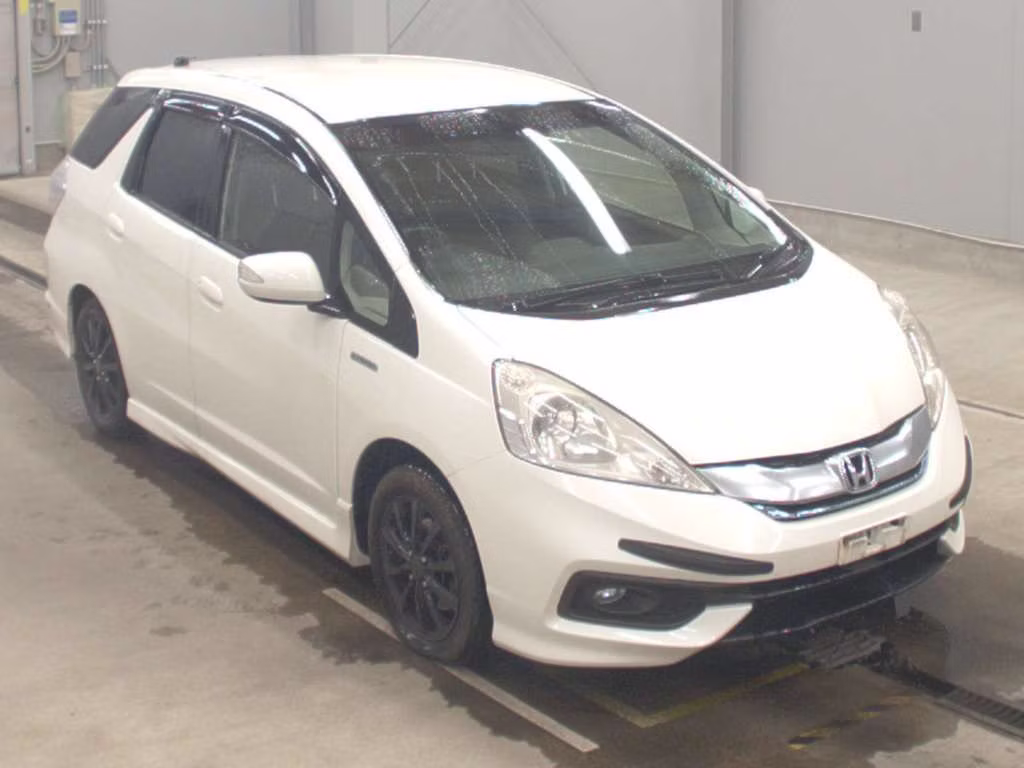 HONDA FIT SHUTTLE
