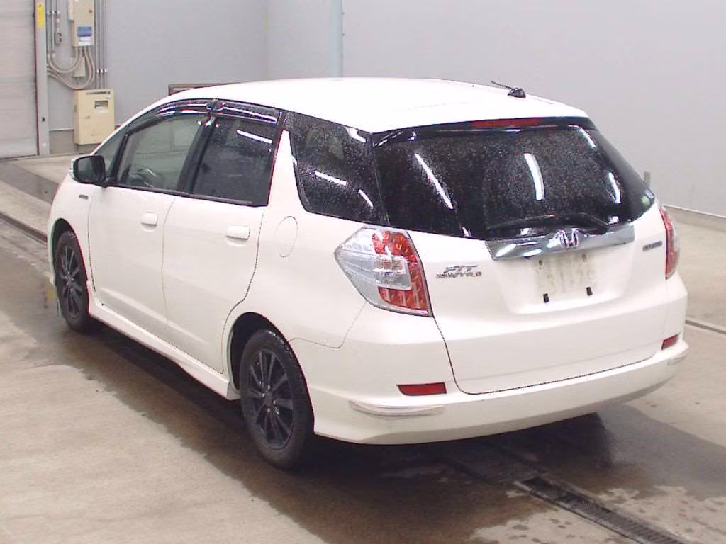 HONDA FIT SHUTTLE