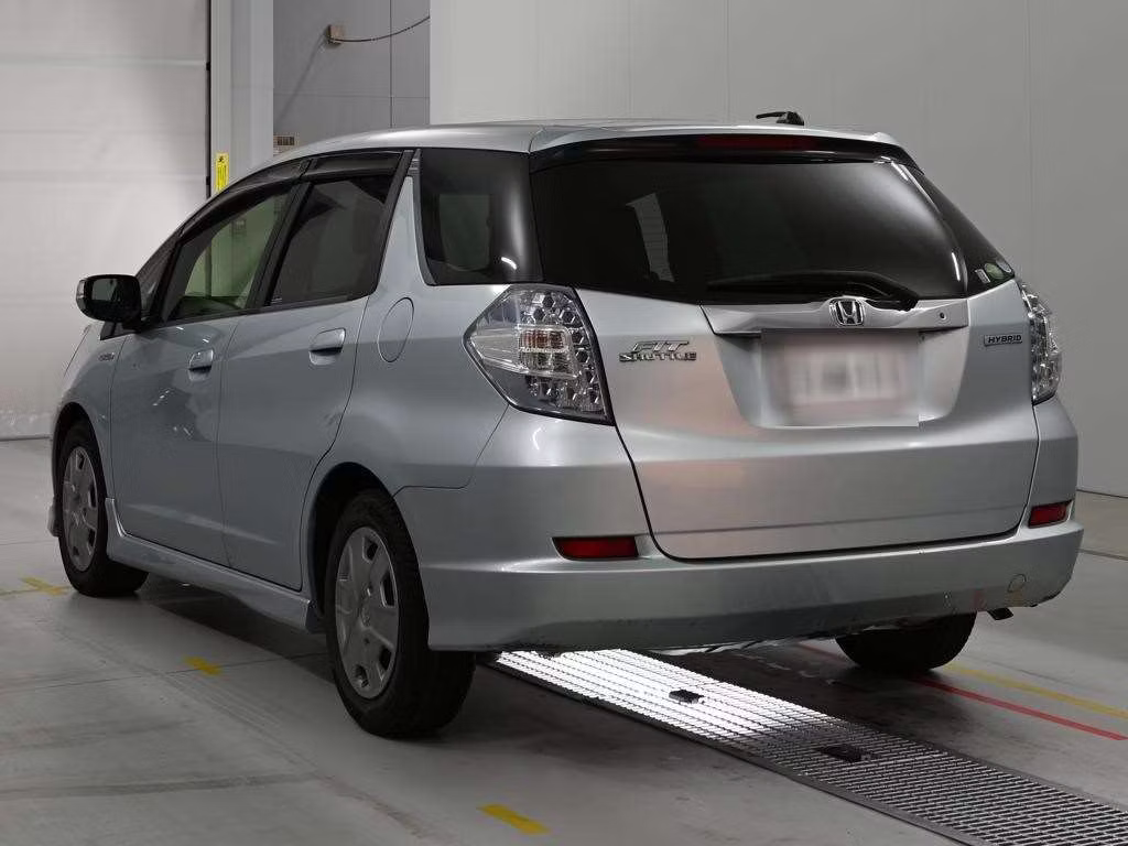 HONDA FIT SHUTTLE