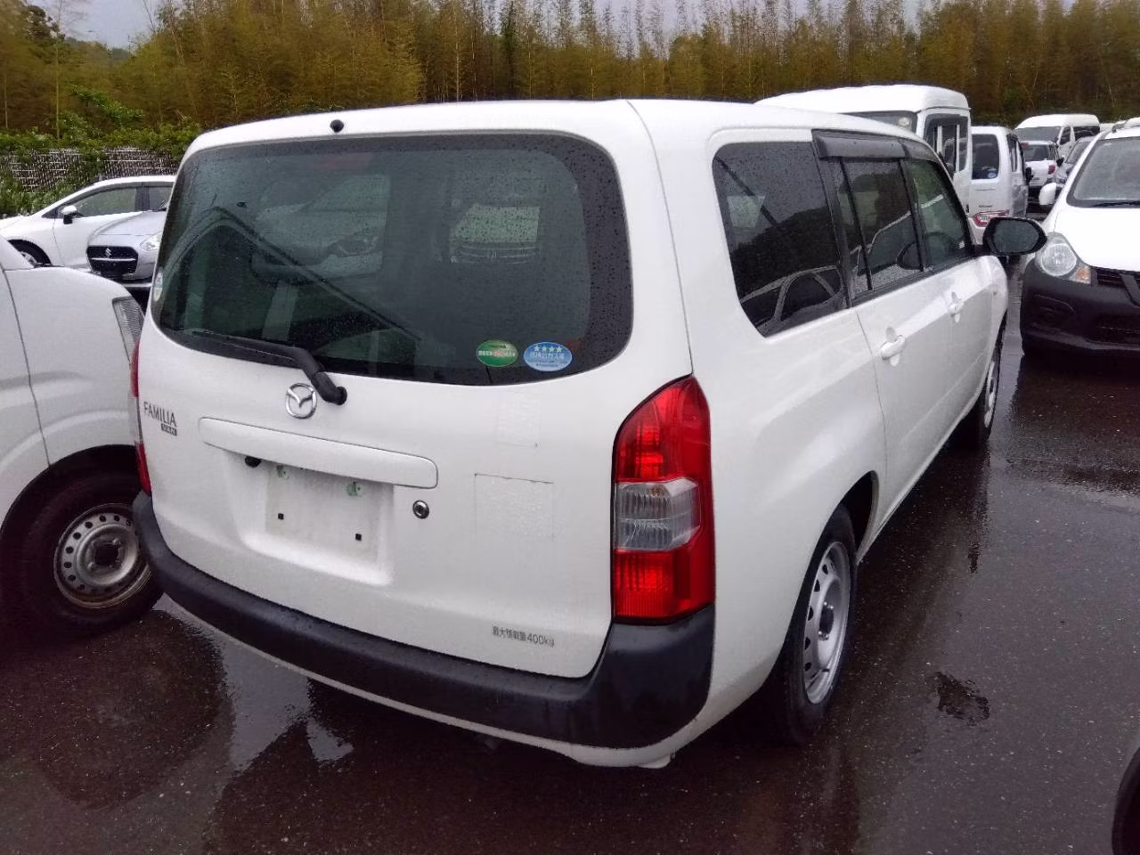 MAZDA FAMILIA