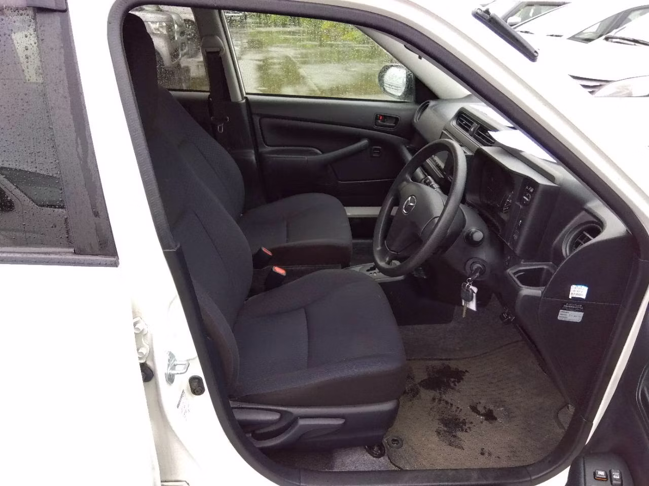 MAZDA FAMILIA