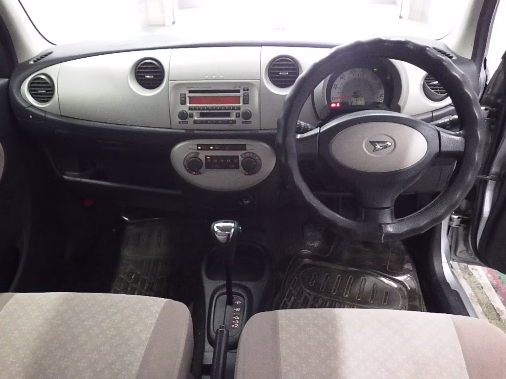 DAIHATSU MIRA GINO