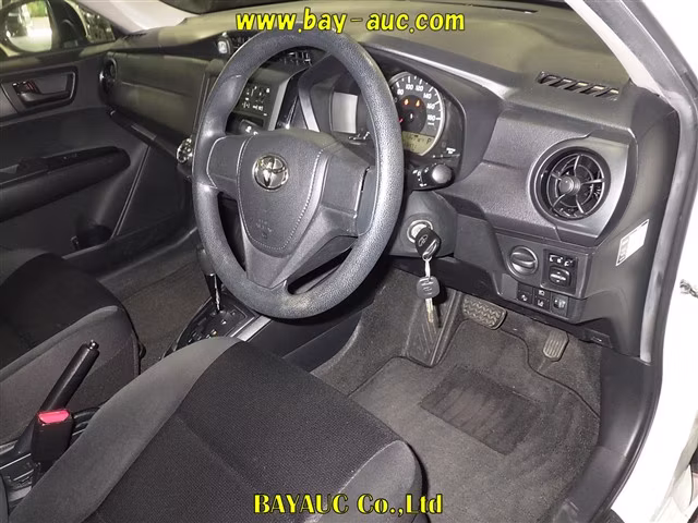 TOYOTA COROLLA AXIO
