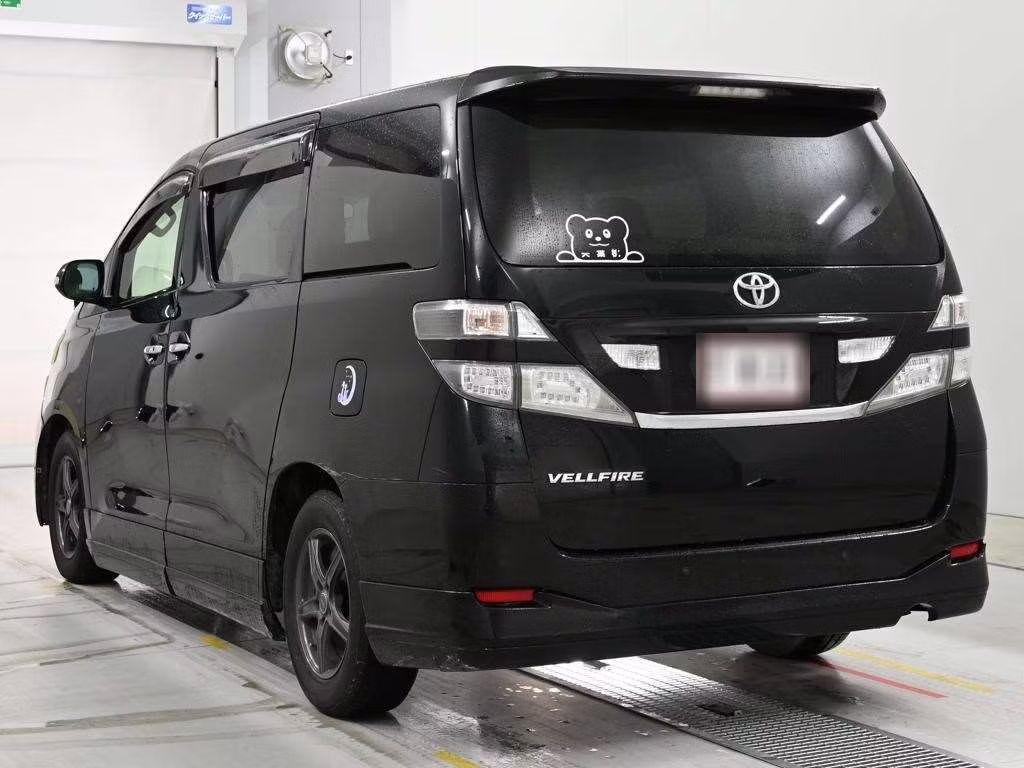 TOYOTA VELLFIRE