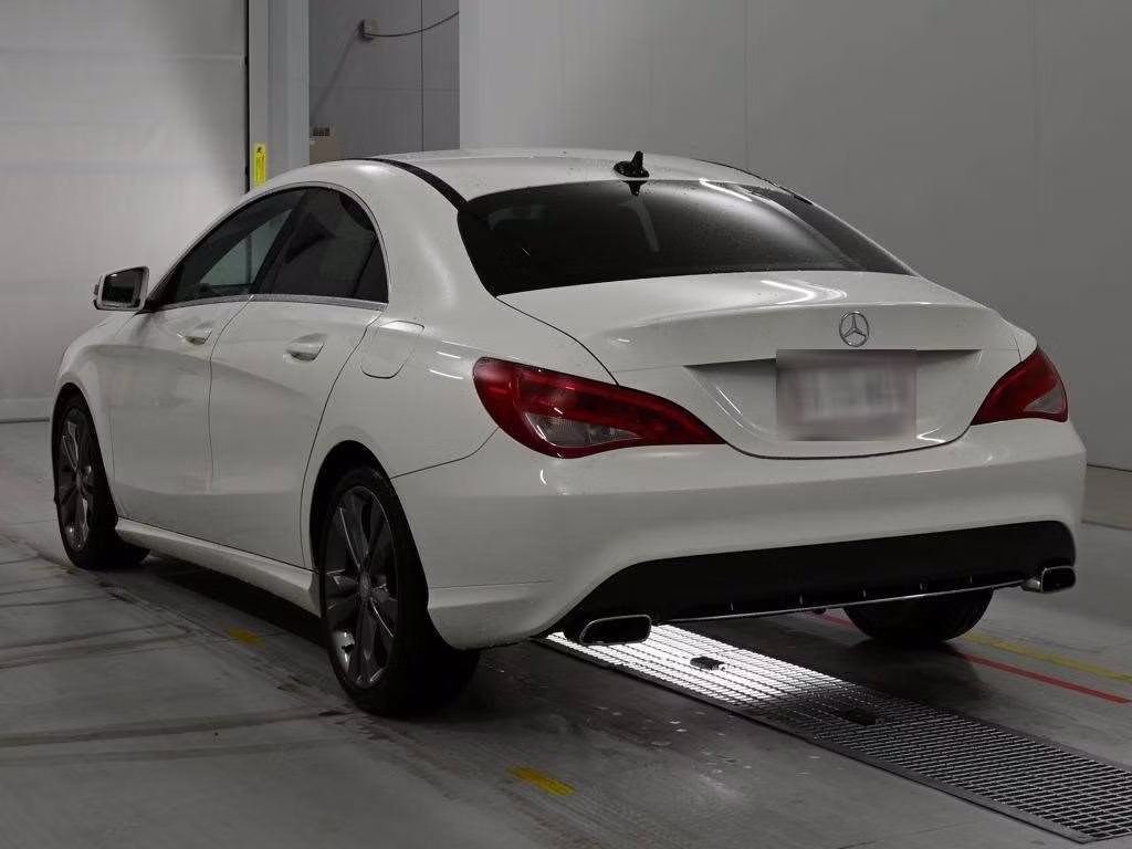 MERCEDES-BENZ CLA-CLASS