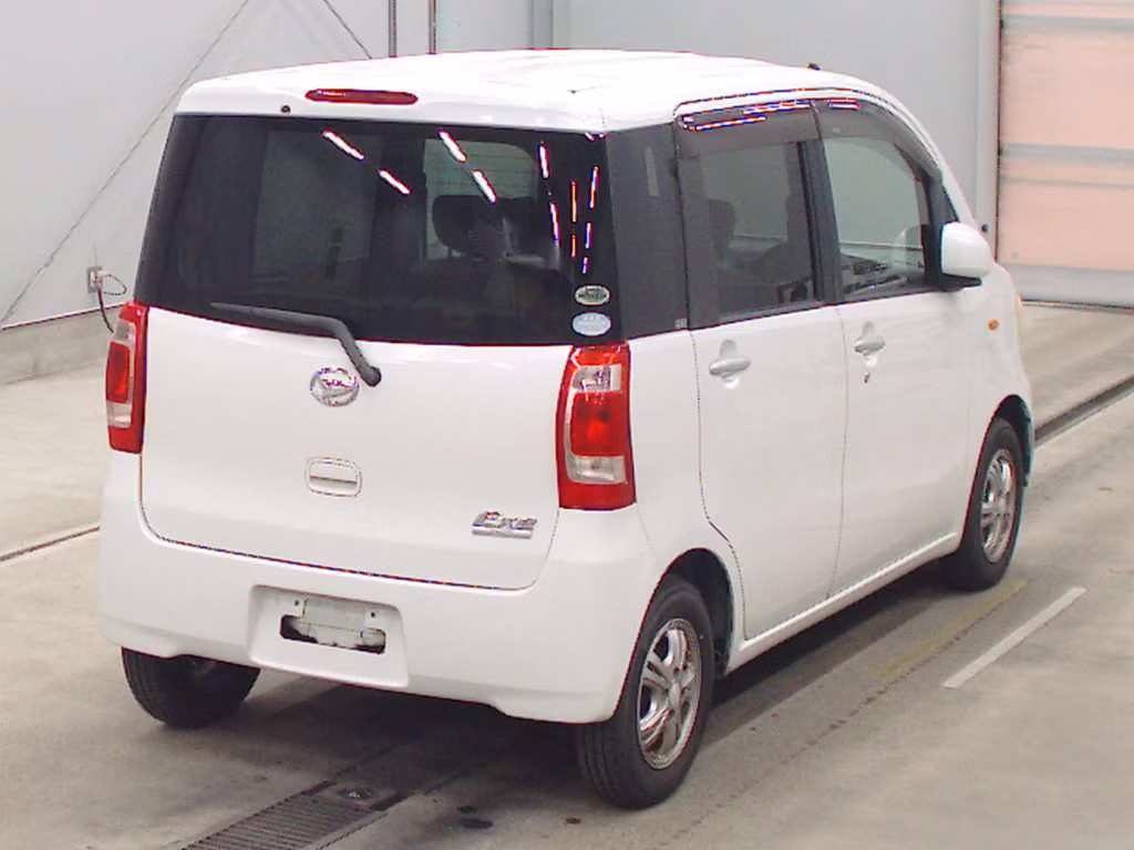 DAIHATSU TANTO EXE