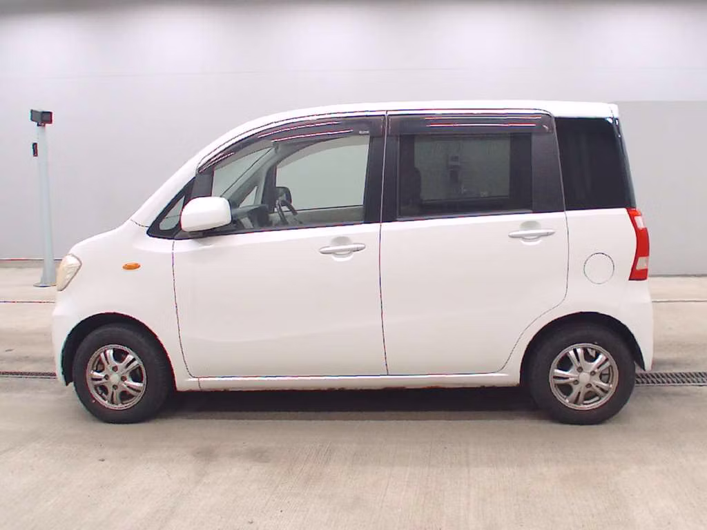 DAIHATSU TANTO EXE