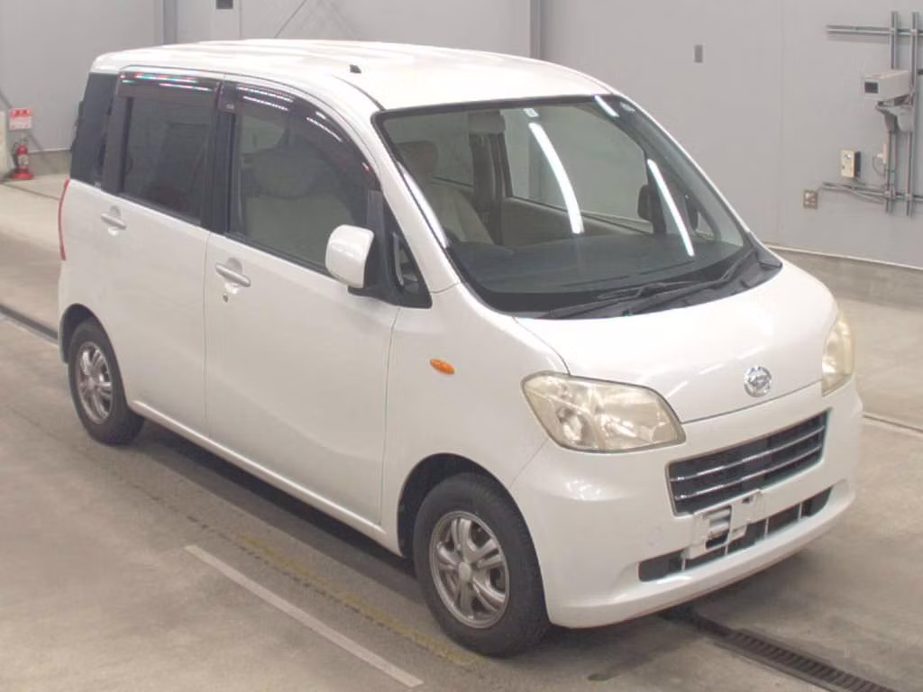 DAIHATSU TANTO EXE