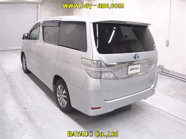 TOYOTA VELLFIRE