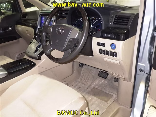 TOYOTA VELLFIRE