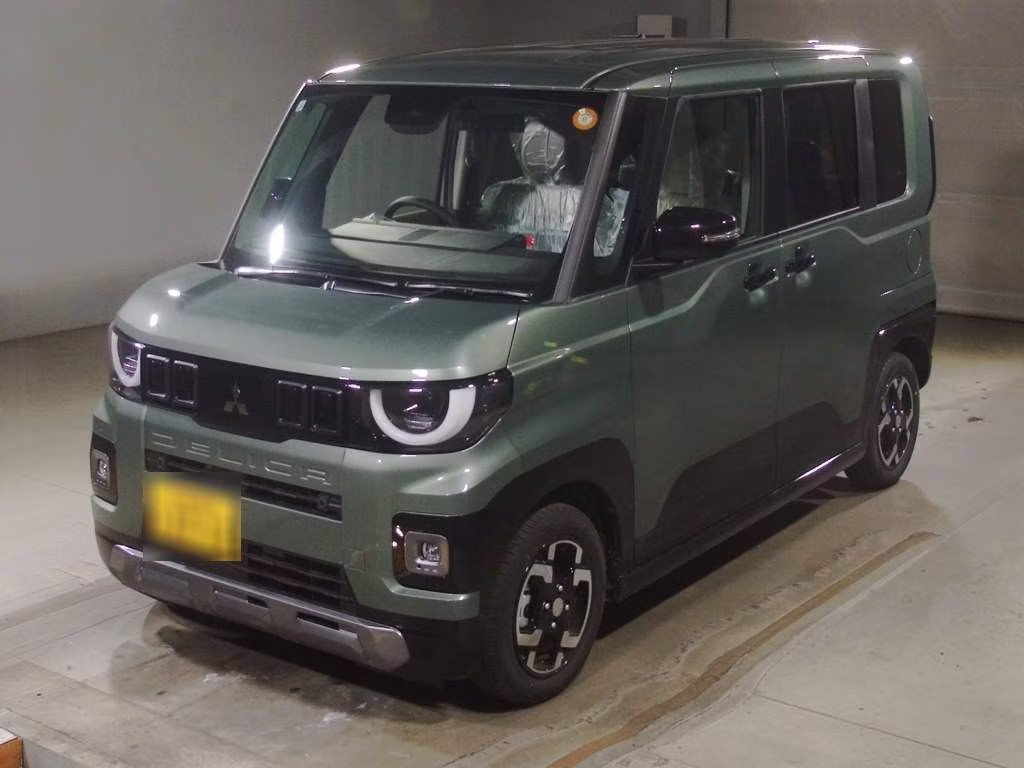 MITSUBISHI DELICA MINI