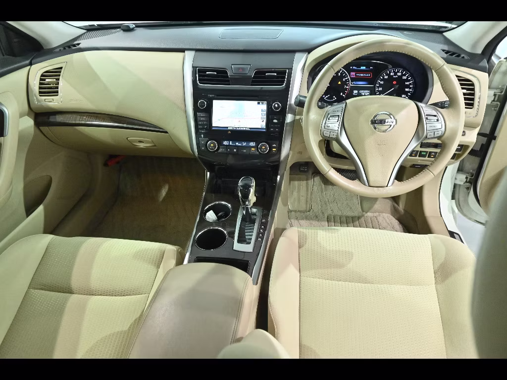 NISSAN TEANA