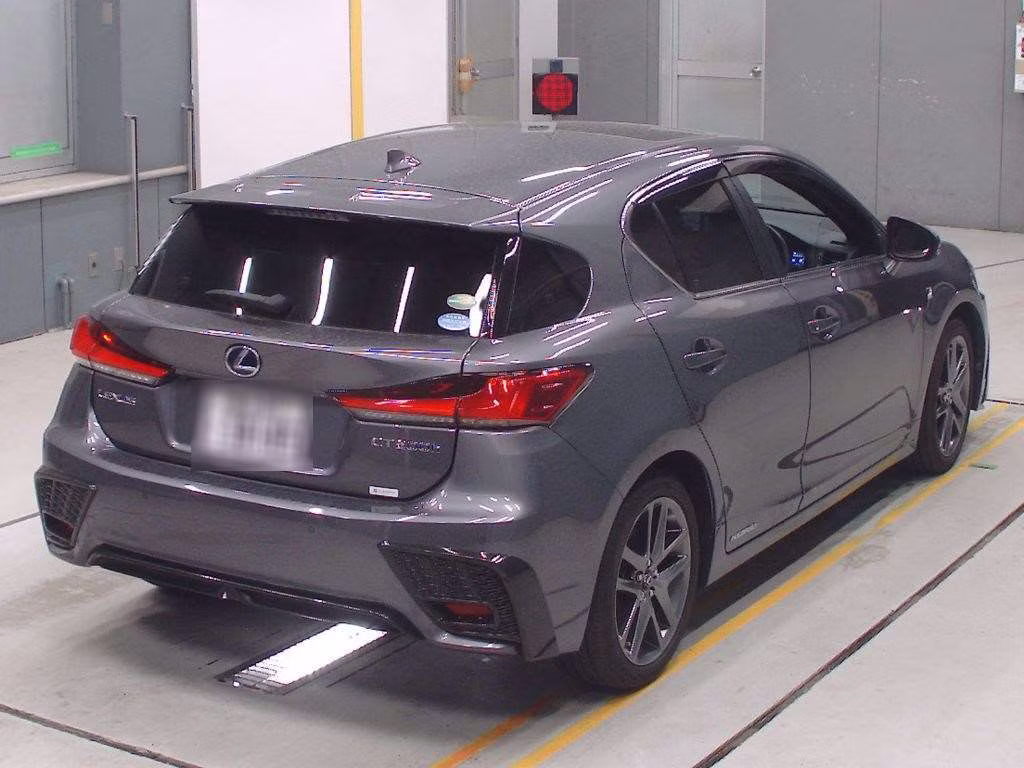 LEXUS CT200H