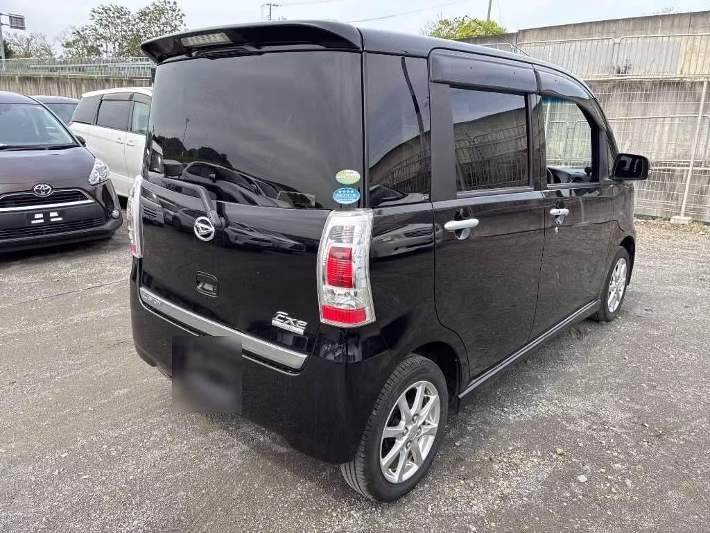 DAIHATSU TANTO EXE