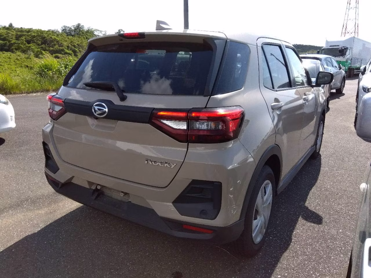 DAIHATSU ROCKY