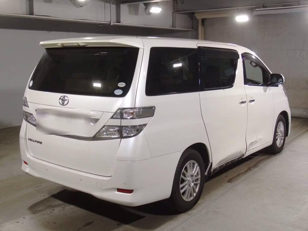 TOYOTA VELLFIRE