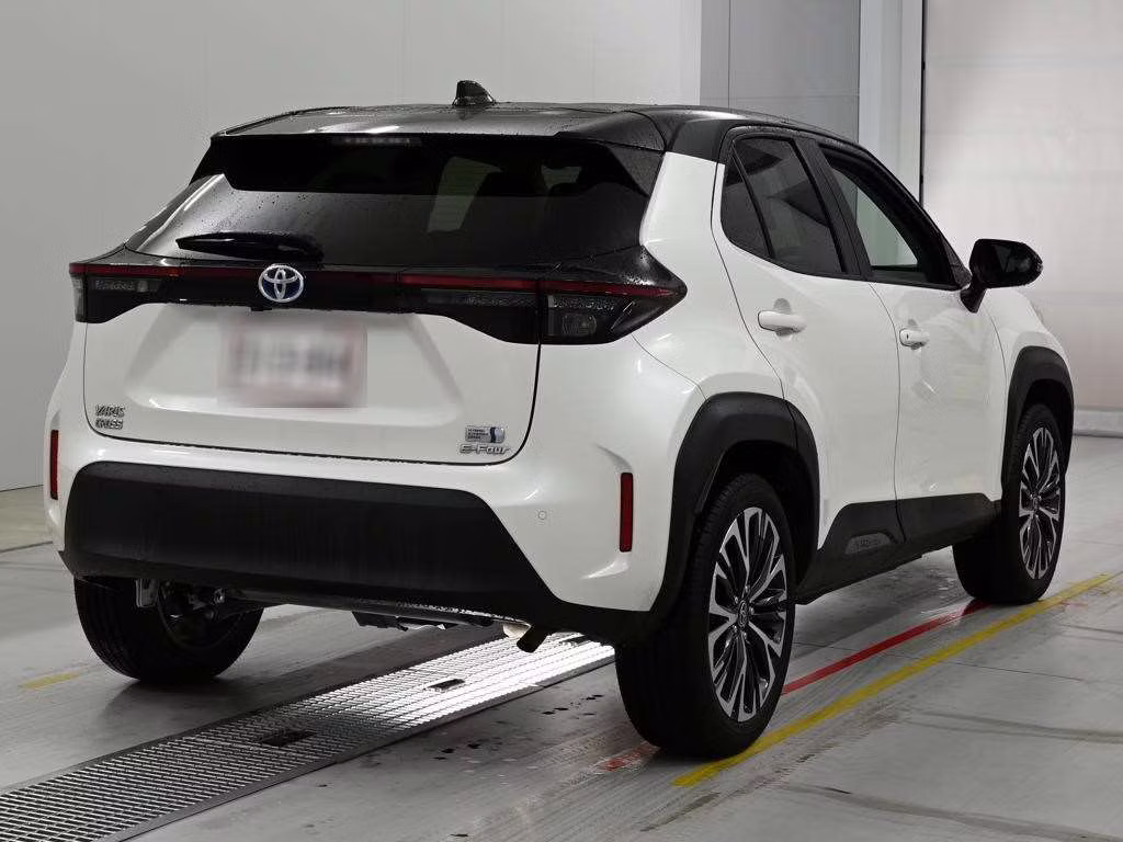 TOYOTA YARIS CROSS