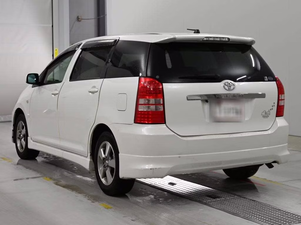 TOYOTA WISH
