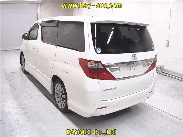 TOYOTA ALPHARD