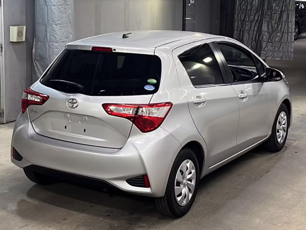 TOYOTA VITZ
