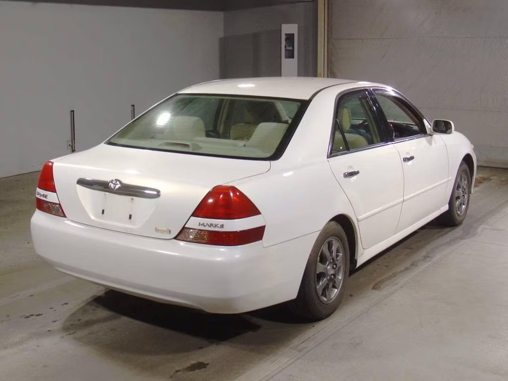 TOYOTA MARK II