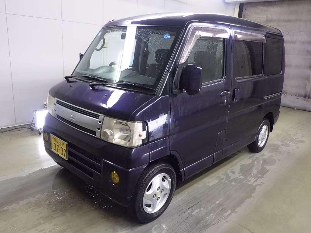 MITSUBISHI TOWN BOX