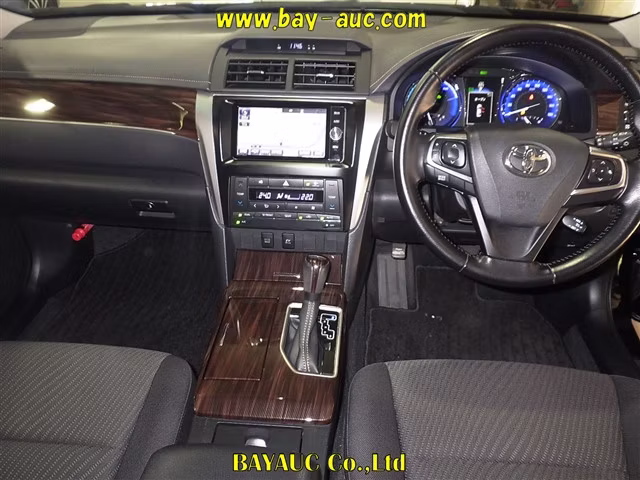 TOYOTA CAMRY