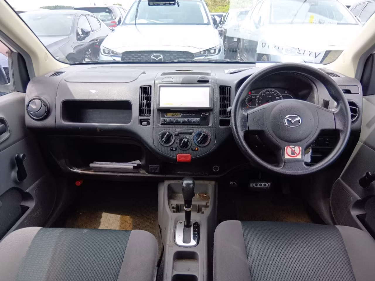 MAZDA FAMILIA