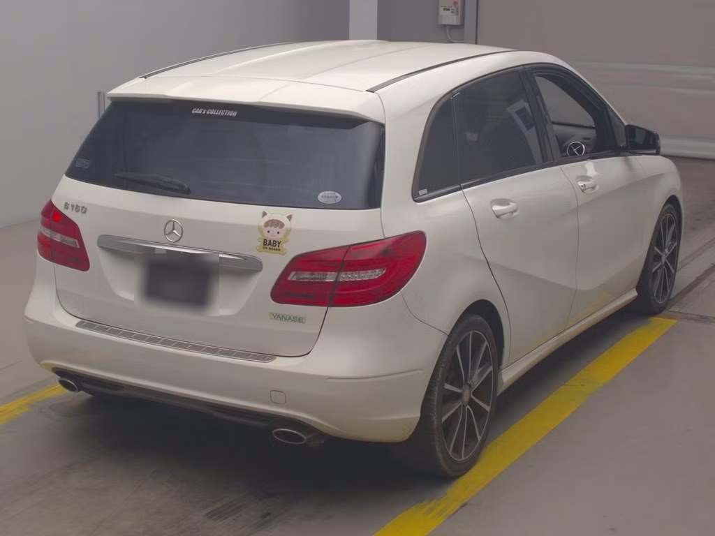 MERCEDES-BENZ B-CLASS
