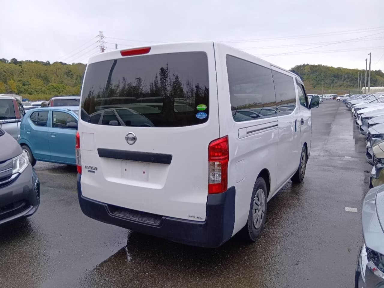 NISSAN NV350 CARAVAN