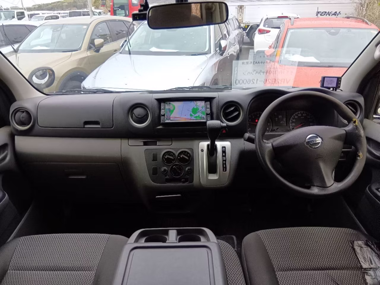 NISSAN NV350 CARAVAN