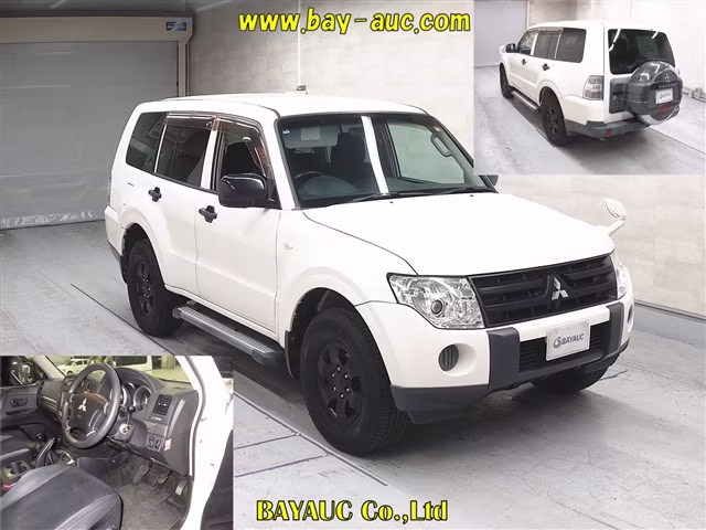 MITSUBISHI PAJERO