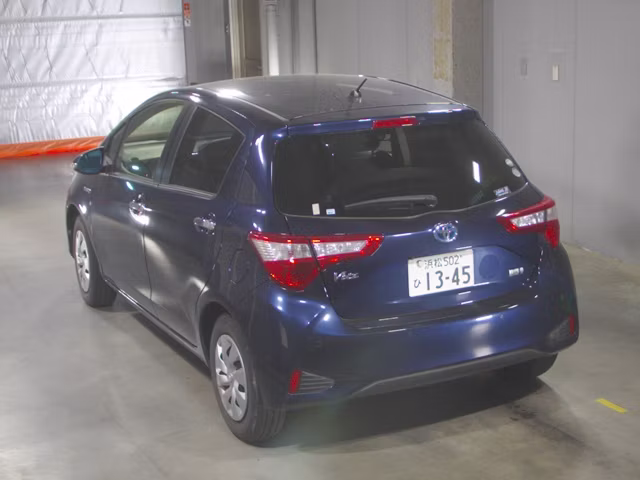TOYOTA VITZ