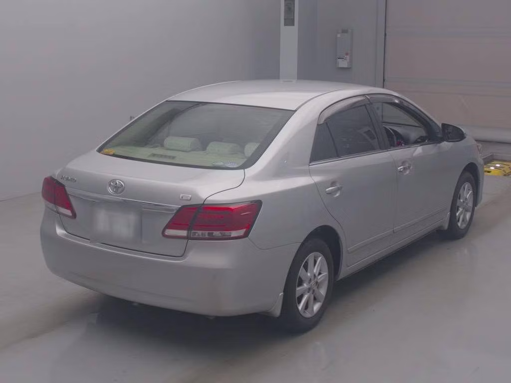 TOYOTA PREMIO