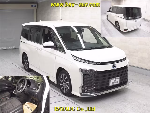 TOYOTA VOXY