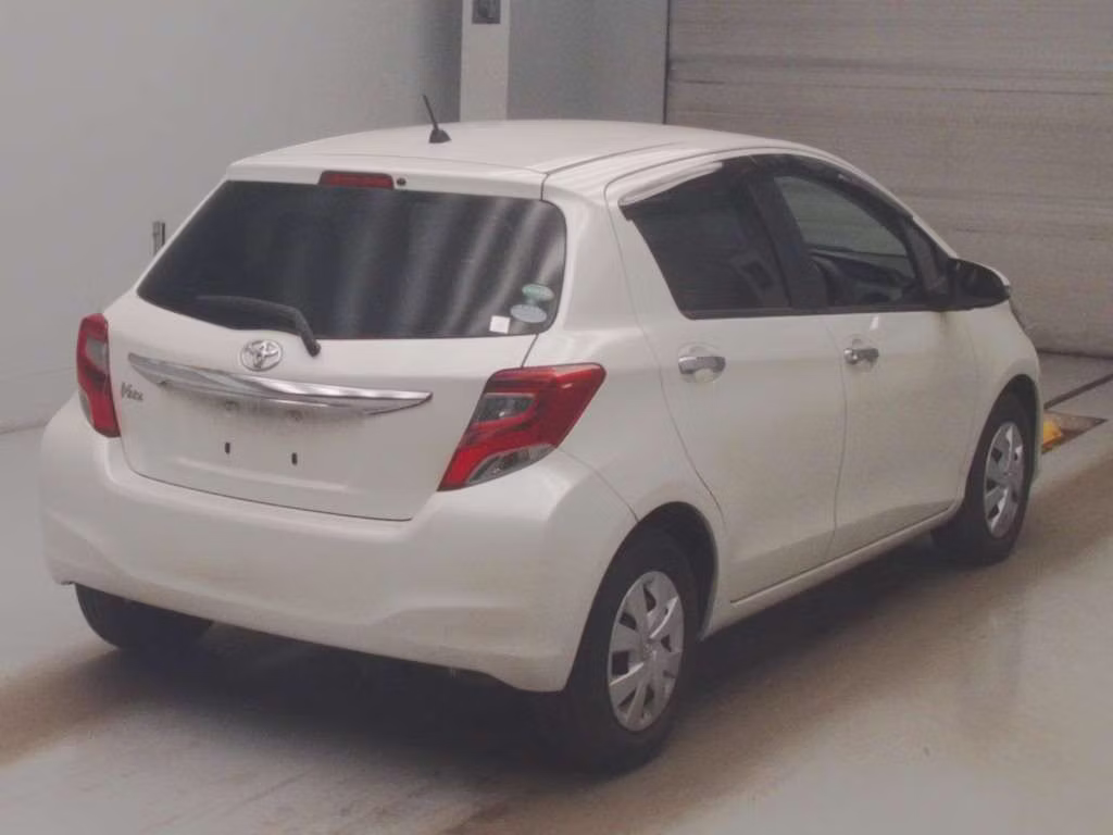 TOYOTA VITZ