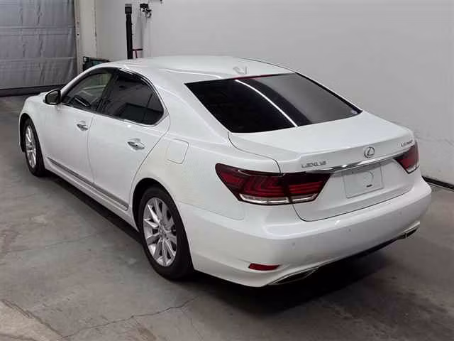 LEXUS LS460