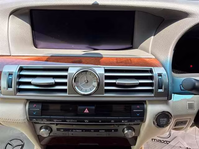 LEXUS LS460
